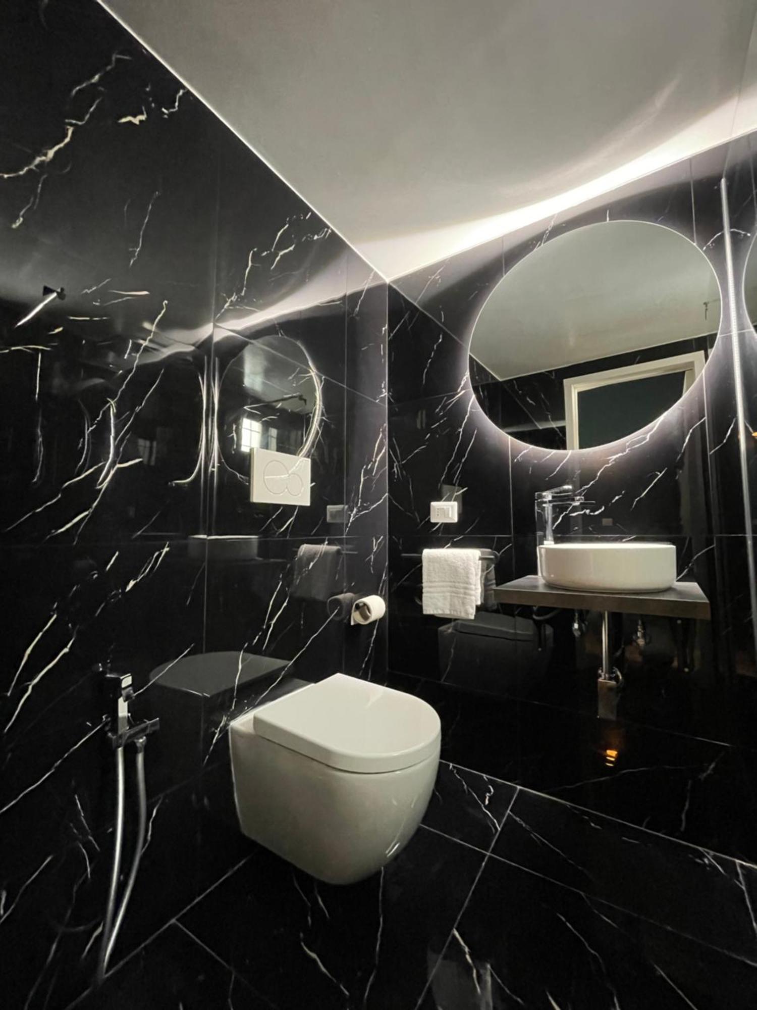 Il Serafino Holiday Suites Бари Екстериор снимка